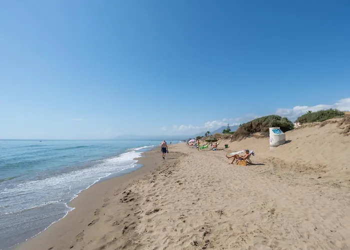 Soek La Romana Seafront Apartamento *